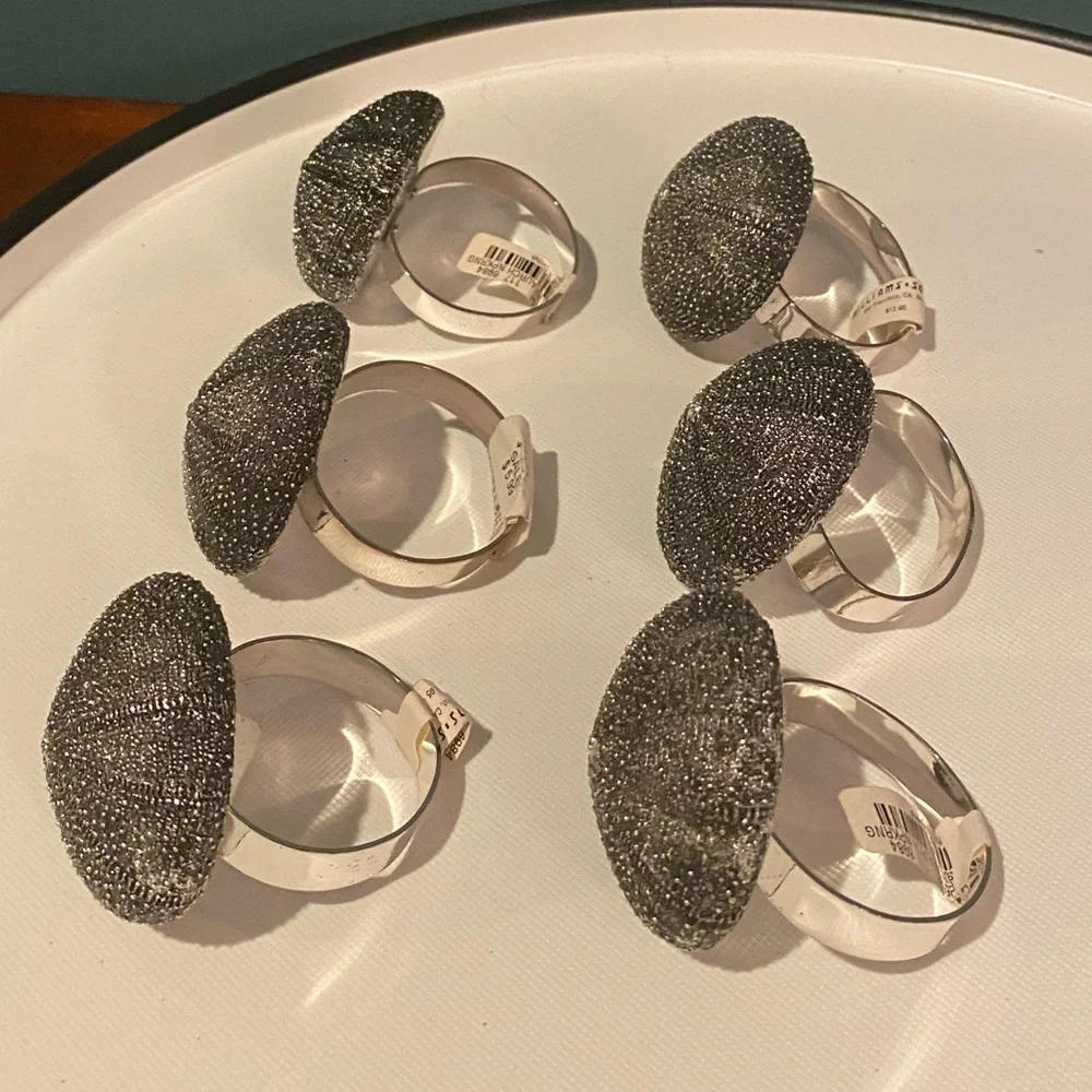 Set of 6 NWT Pottery Barn Sea Urchin Napkin Rings